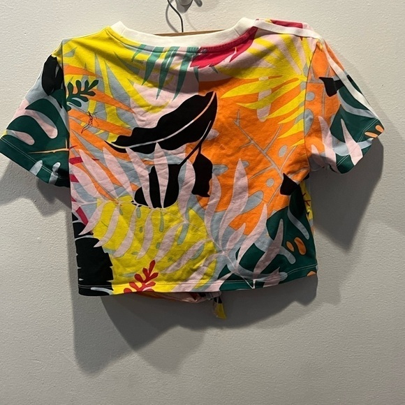NWT- Adidas Originals TROPICALAGE CROPPED TEE: Size Medium - Picture 7 of 8
